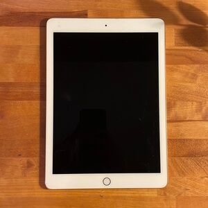 COPY - iPad Pro 9.7 first gen Rose gold 256GB